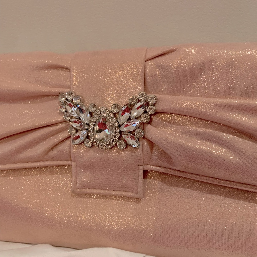 🩷KATE LANDRY PINK BUTTERFLY ENCRUSTED EVENING CLUTCH!NWOT EXCELLENT CONDITION! - Picture 8 of 12